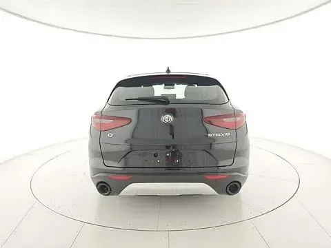 Usata Alfa Romeo Stelvio Super 190 CV (139 kW) 2022 Nero SUV