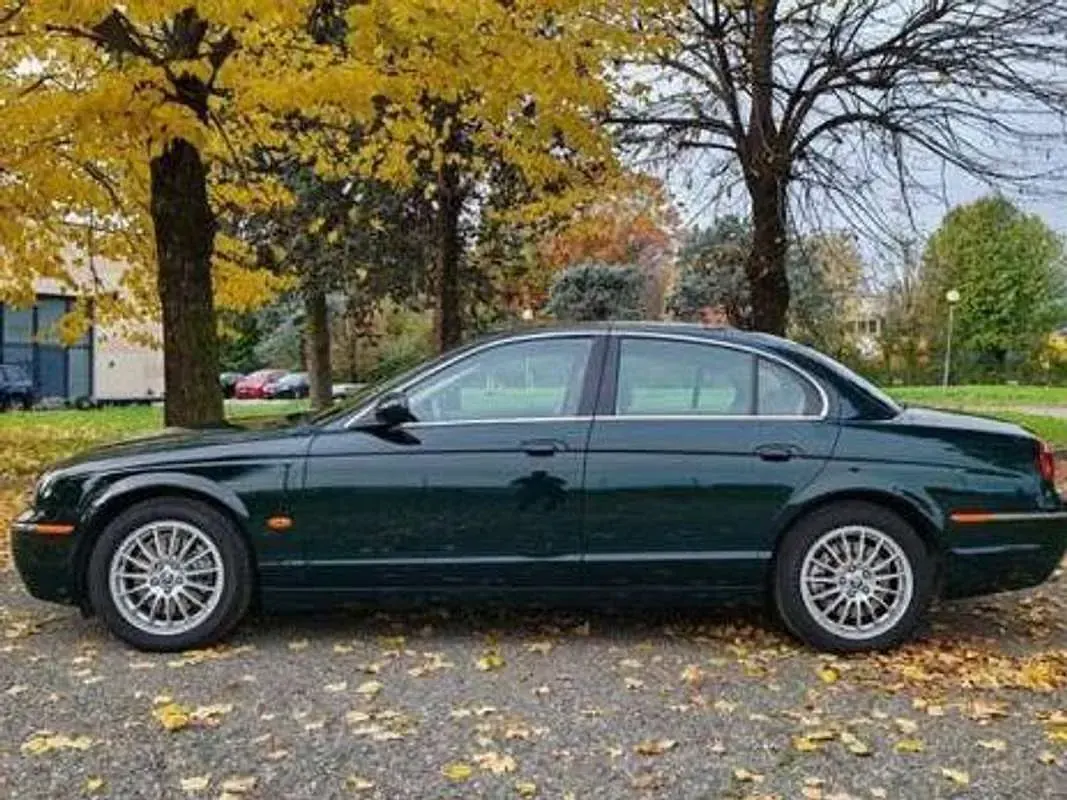 Usata Jaguar S-Type S 238 CV (175 kW) 2006 Verde Berlina