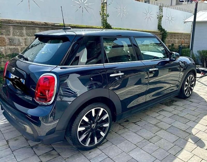 Usata Mini Cooper 136 CV (100 kW) 2023 Blu/azzurro Utilitaria