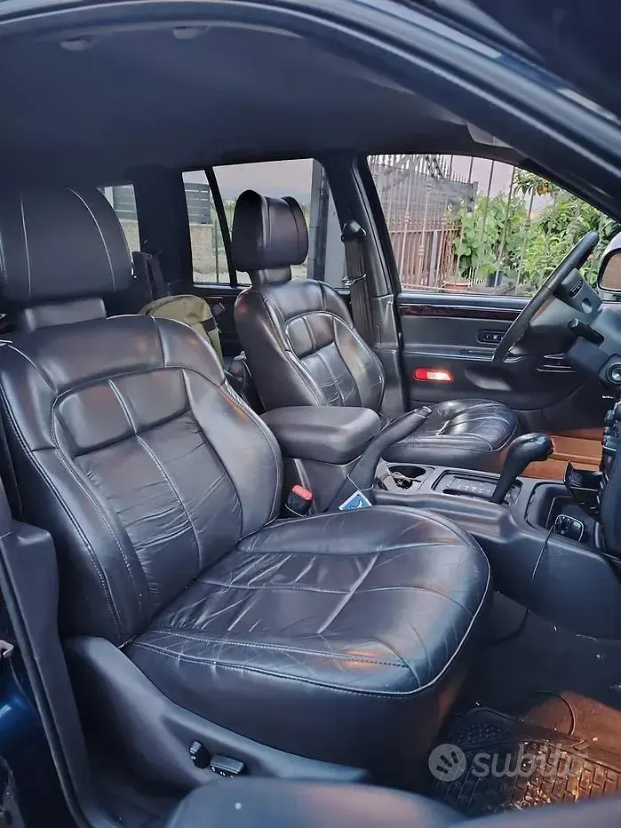 Usata Jeep Grand Cherokee 140 CV (102 kW) 2001 Bluazzurro SUV