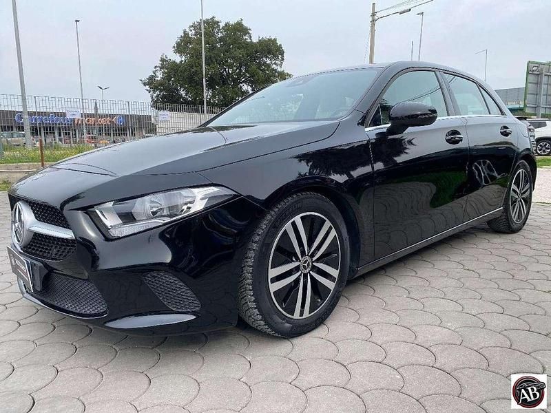 Usata Mercedes A160 Business 110 CV (80 kW) 2019 Nero Berlina