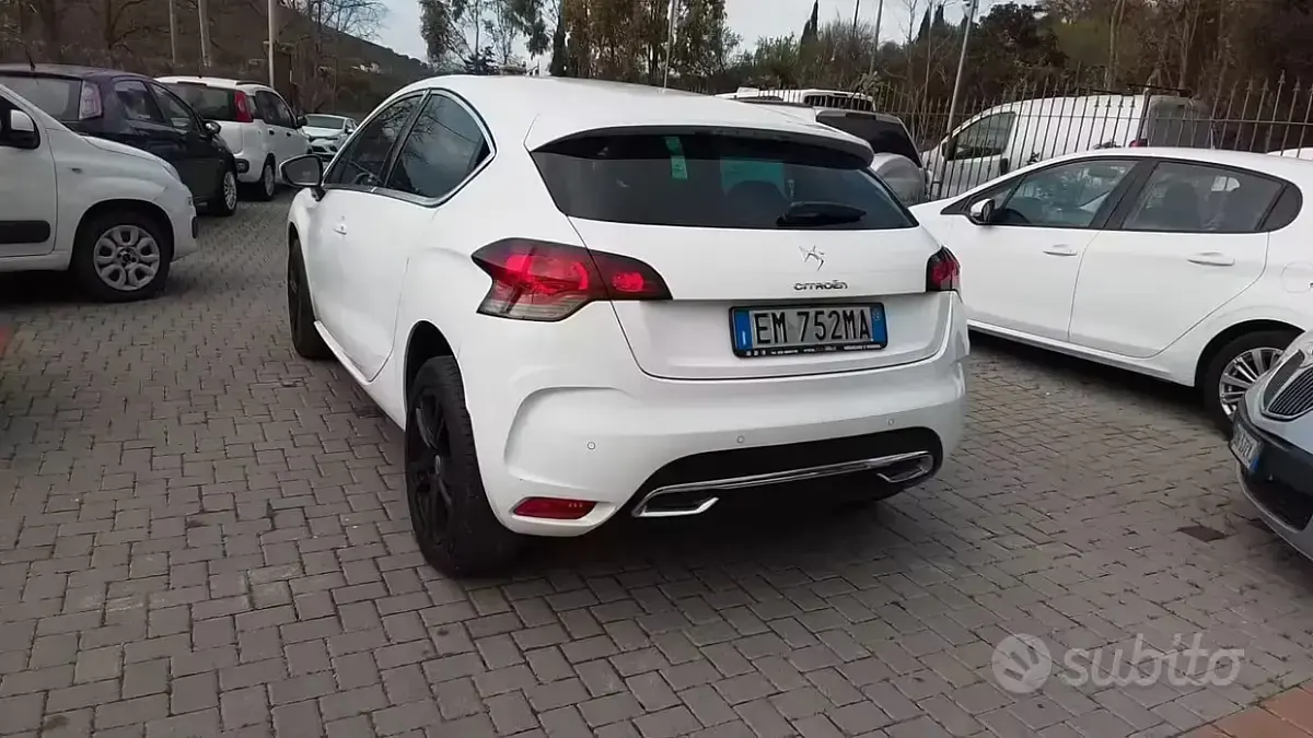 Usata DS Automobiles DS4 Chic 114 CV (83 kW) 2012 Bianco Berlina
