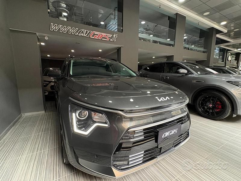 Nuova Kia Niro Style 128 CV (94 kW) 2025 Grigio SUV