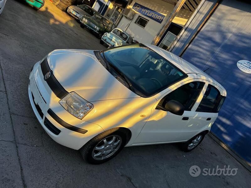 Usata Fiat Panda Active 69 CV (50 kW) 2012 Bianco Utilitaria