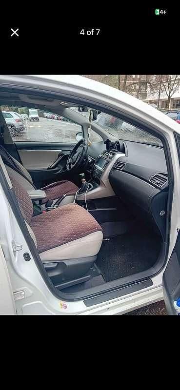 Usata Toyota Verso Executive 111 CV (81 kW) 2015 Monovolume