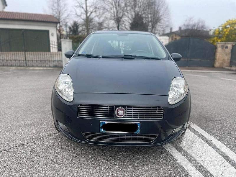 Usata Fiat Grande Punto 2009 Grigio Utilitaria