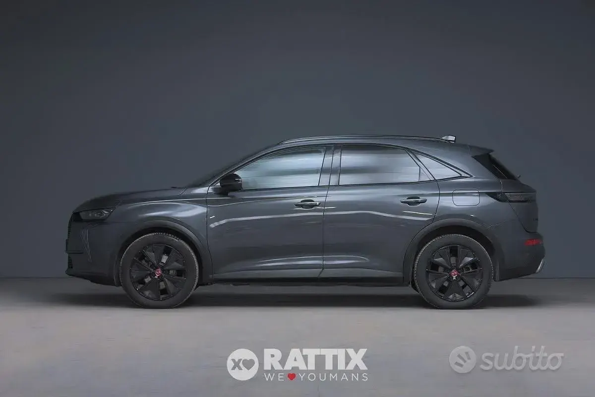 Usata DS Automobiles DS7 Crossback Performance Line Plus 300 CV (220 kW) 2024 Grigio titanio SUV