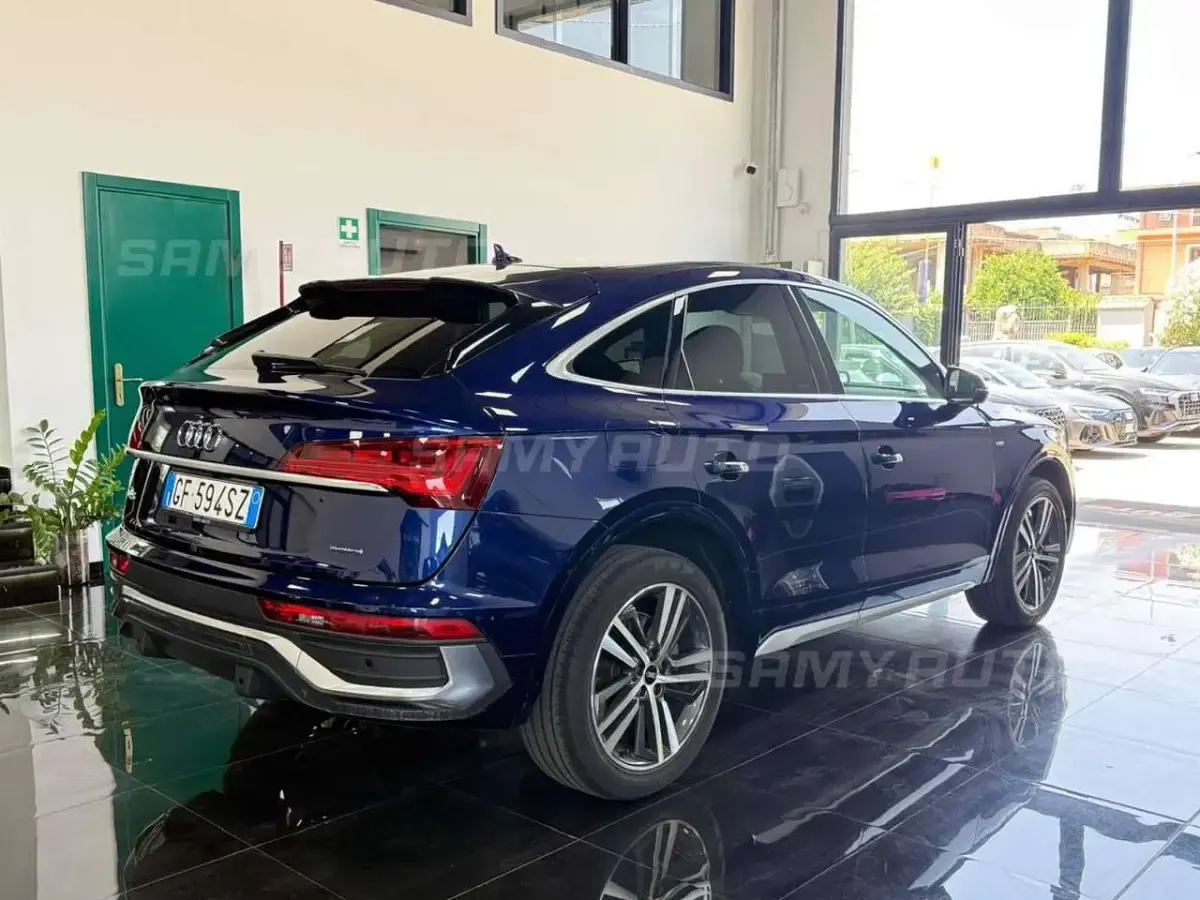 Usata Audi Q5 Sportback S-line plus 204 CV (150 kW) 2021 Blu/azzurro SUV