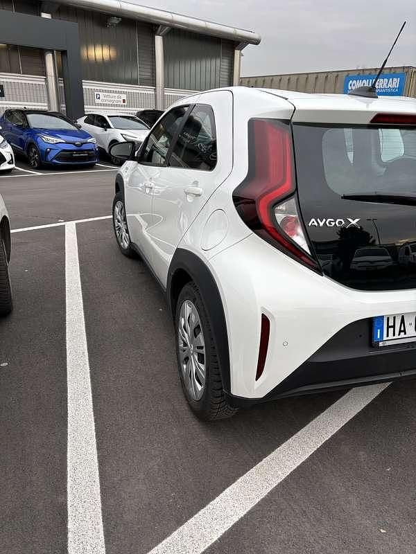 Nuova Toyota Aygo X Edition 72 CV (52 kW) 2025 Bianco SUV