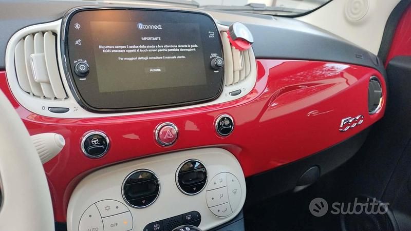 Usado Fiat 500 Dolcevita 69 CV (50 kW) 2024 Rojo Utilitario
