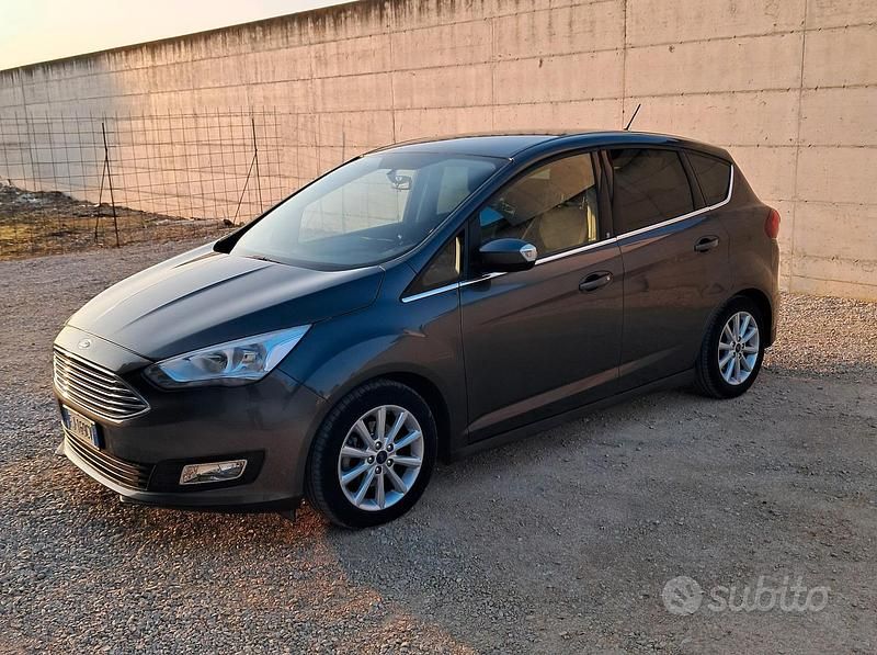 Usata Ford C-MAX Titanium S 120 CV (88 kW) 2017 Grigio Monovolume