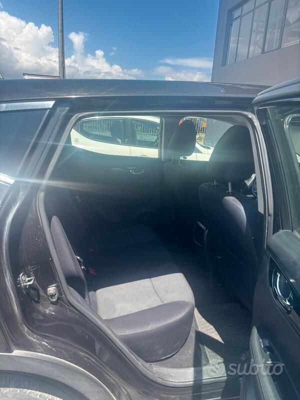 Usata Nissan Qashqai 115 CV (84 kW) 2017 Nero SUV