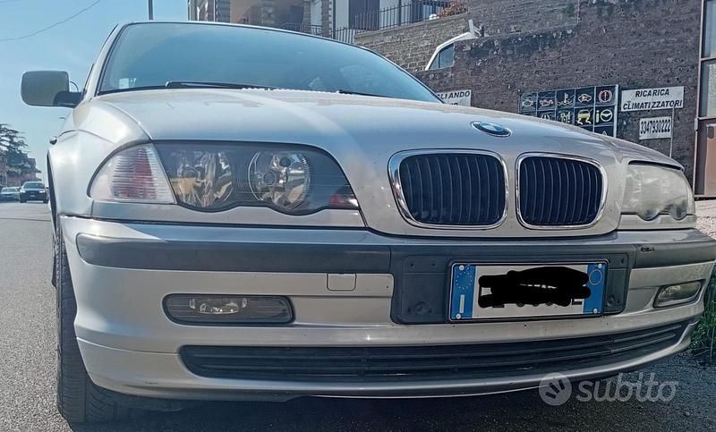 Usata BMW 318 2000 Grigio Berlina