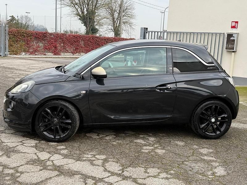 Usata Opel Adam 87 CV (63 kW) 2014 Nero Utilitaria