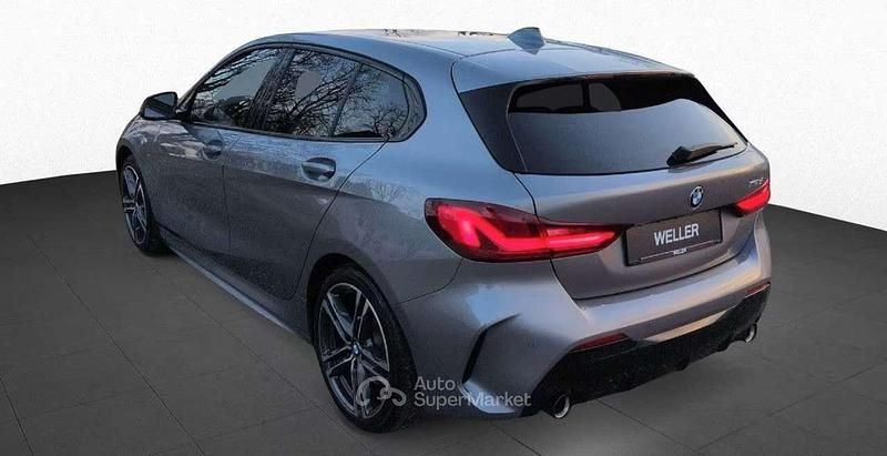 Occasion BMW 118 Shadowline 150 PK (110 kW) 2023 Grijs Hatchback