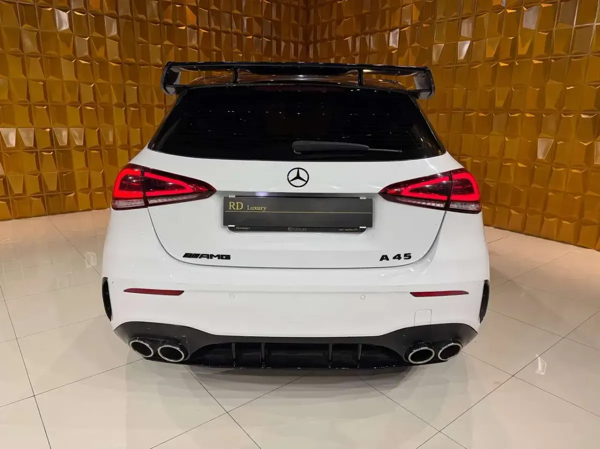 Usata Mercedes A180 AMG 136 CV (100 kW) 2019 Bianco Berlina