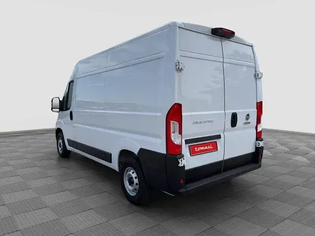 Usata Fiat Ducato 140 CV (102 kW) 2023 Bianco ducato Furgone