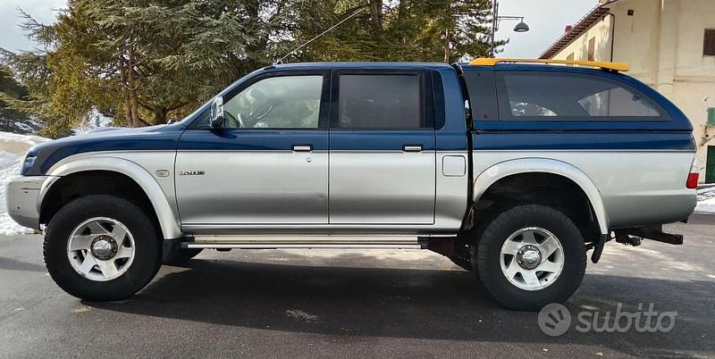 Usata Mitsubishi L200 116 CV (85 kW) 2002 Blu Pick-up