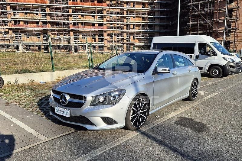 Usata Mercedes CLA220 Business 177 CV (130 kW) 2016 Grigio Berlina