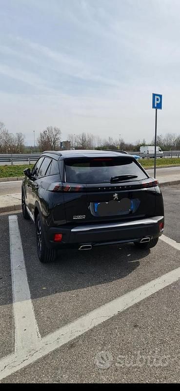 Usata Peugeot 2008 Allure 130 CV (95 kW) 2023 Nero SUV