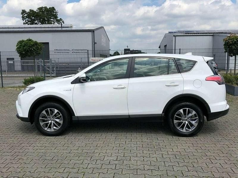 Usata Toyota RAV4 Hybrid 197 CV (144 kW) 2017 Nero SUV
