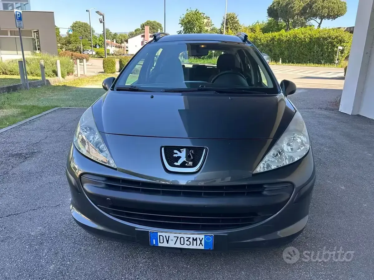 Usata Peugeot 207 Outdoor Outdoor 110 CV (80 kW) 2009 Grigio Station wagon