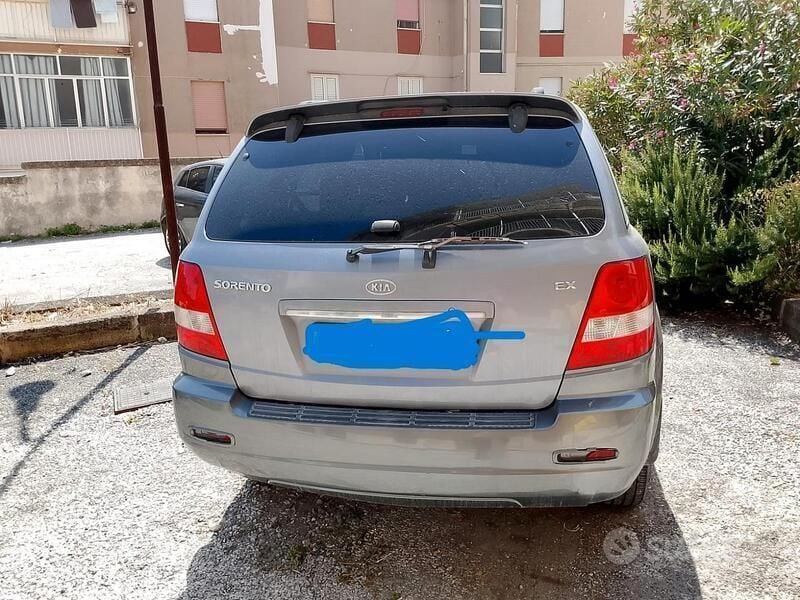 Usata Kia Sorento 140 CV (102 kW) 2005 Grigio SUV