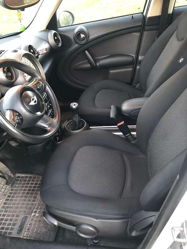 Usata Mini One Countryman 98 CV (72 kW) 2011 Bianco SUV