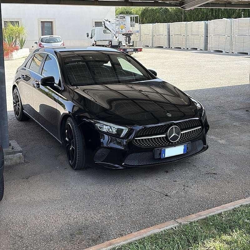 Usata Mercedes A180 116 CV (85 kW) 2019 Berlina