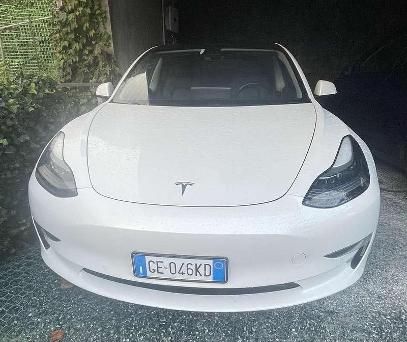 Usata Tesla Model 3 152 kW (208 CV) 2021 Bianco Berlina