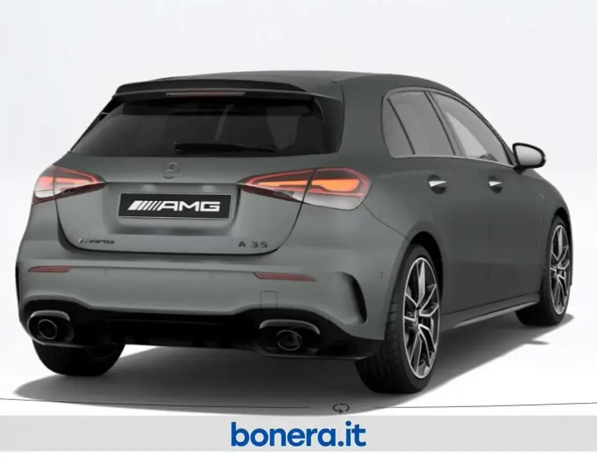 Nuova Mercedes A35 AMG Premium 306 CV (225 kW) 2026 Grigio montagna magno manufakt Berlina