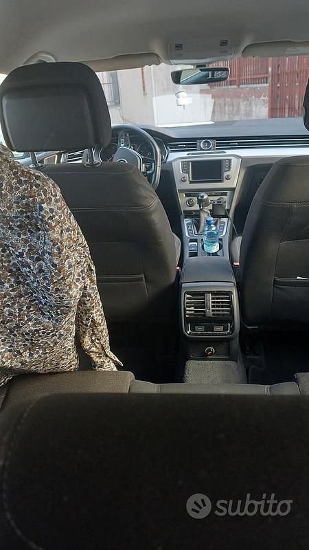 Usata VW Passat 150 CV (110 kW) 2015 Grigio Station wagon