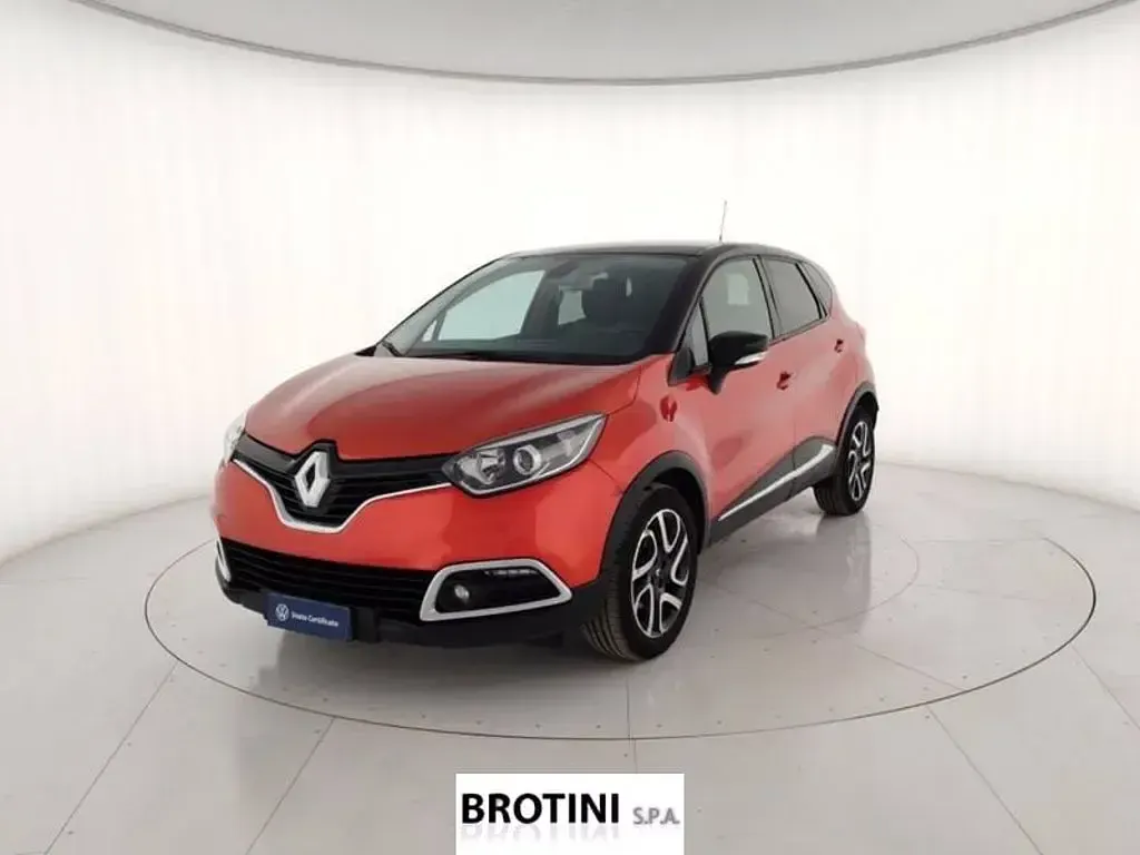 Usata Renault Captur Zen 90 CV (66 kW) 2016 SUV