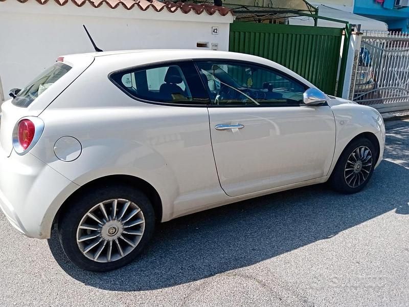 Usata Alfa Romeo MiTo 70 CV (51 kW) 2013 Bianco Utilitaria