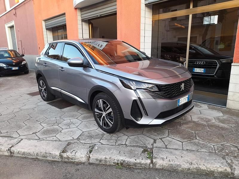 Usata Peugeot 3008 Allure 131 CV (96 kW) 2021 Grigio Berlina