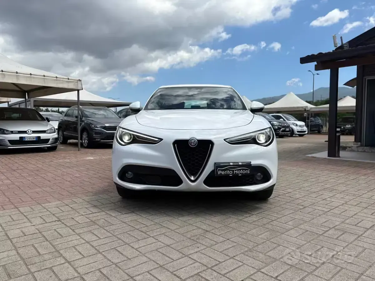 Usata Alfa Romeo Stelvio 179 CV (131 kW) 2018 Bianco SUV