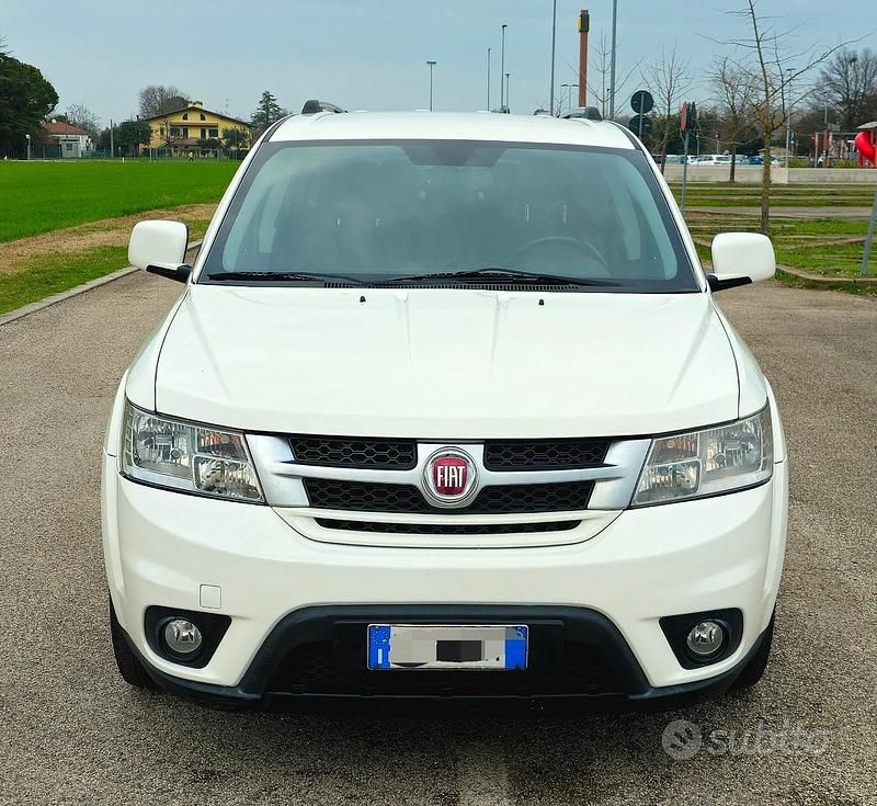 Usata Fiat Freemont 170 CV (125 kW) 2014 Bianco SUV
