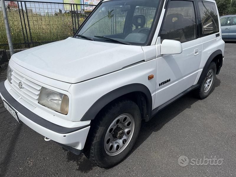 Usata Suzuki Vitara 1989 Bianco SUV