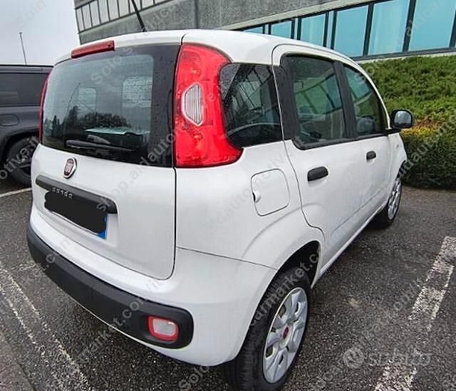 Usata Fiat Panda Lounge 84 CV (61 kW) 2020 Bianco Utilitaria