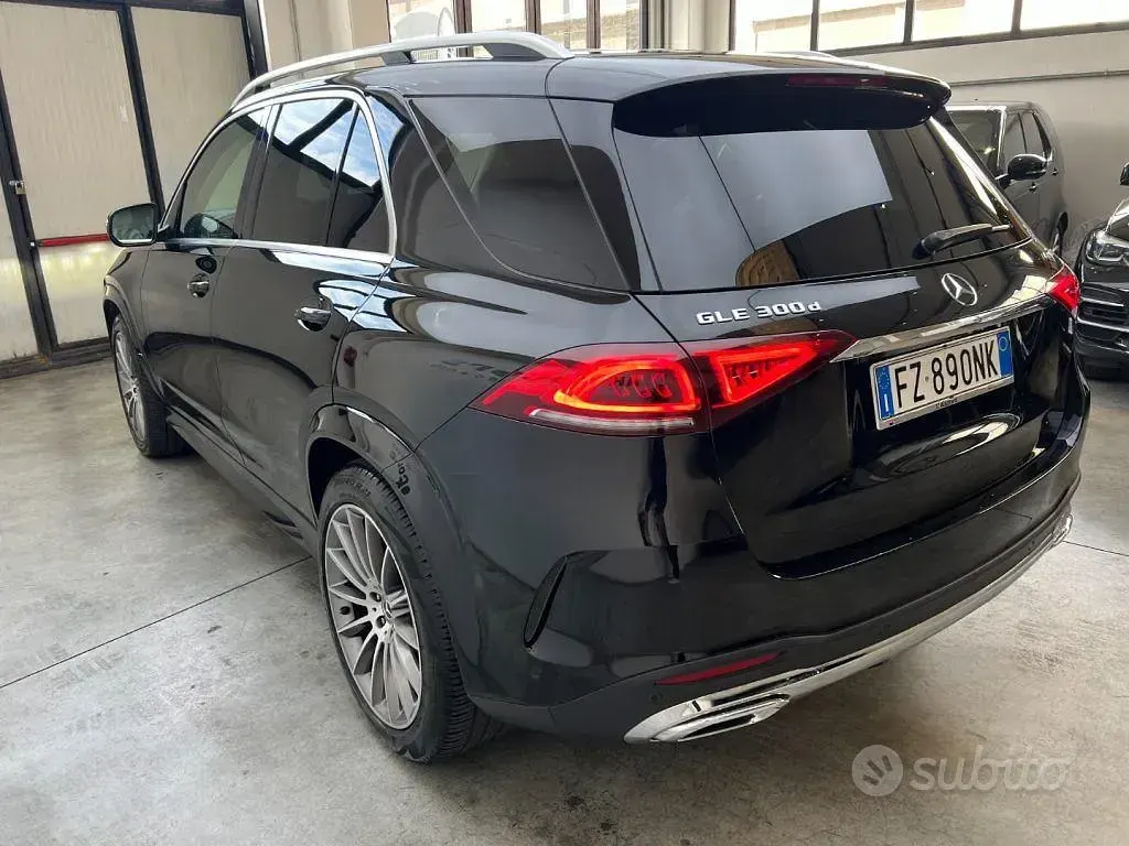 Usata Mercedes GLE300 Premium 245 CV (180 kW) 2019 Nero SUV