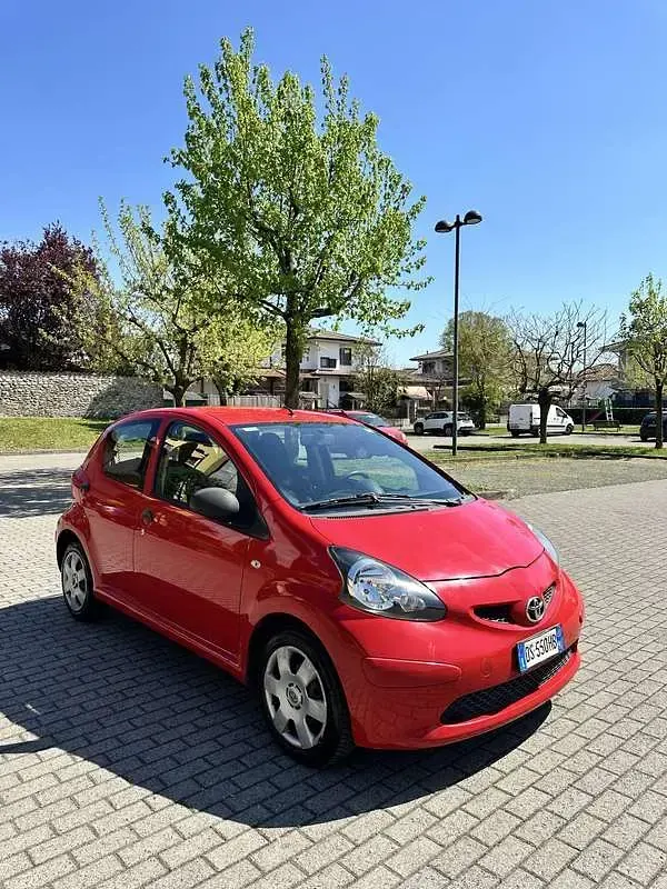 Begagnad Toyota Aygo 68 HK (50 kW) 2008 Halvkombi
