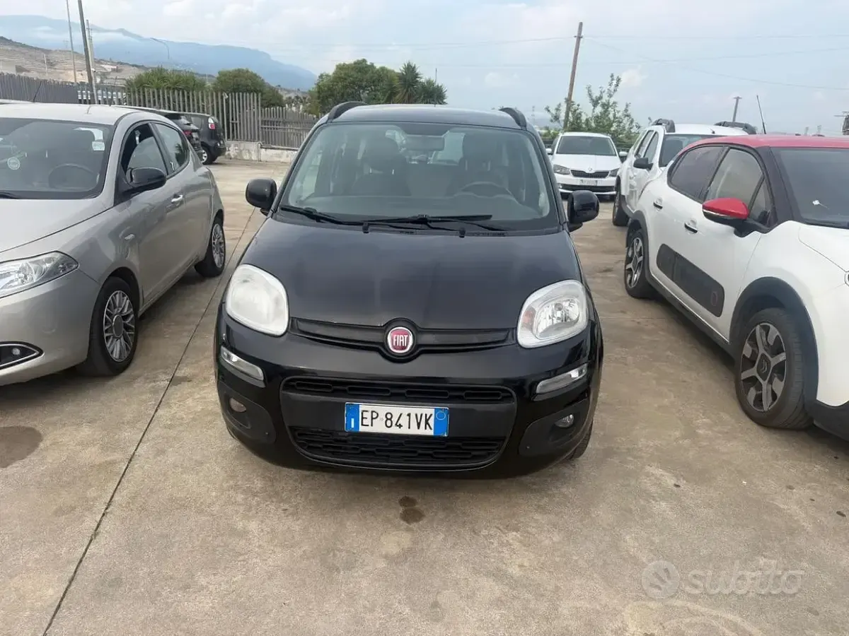 Usata Fiat Panda Trekking 80 CV (58 kW) 2013 Blu Utilitaria