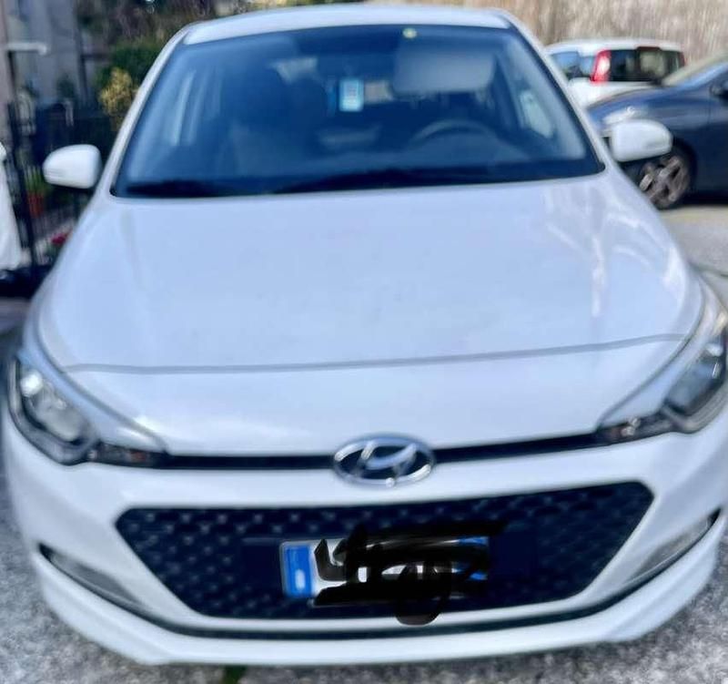 Usata Hyundai i20 Classic 75 CV (55 kW) 2018 Bianco Utilitaria