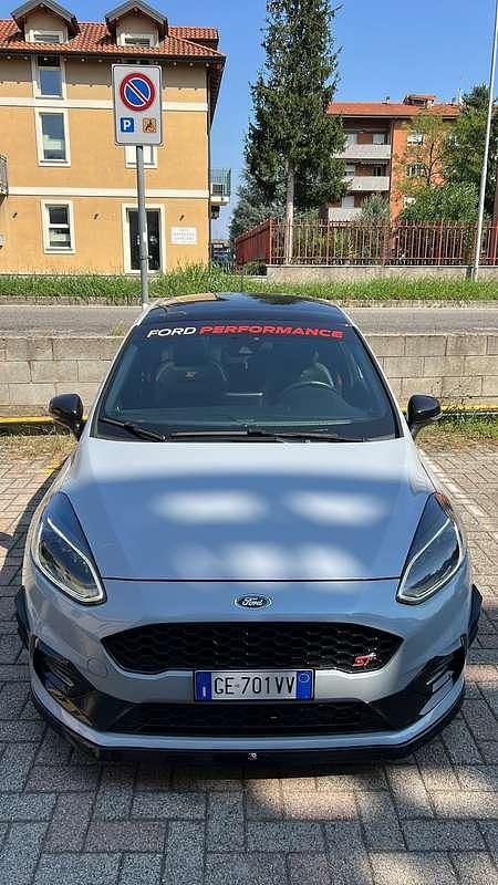 Usata Ford Fiesta Performance Edition 200 CV (147 kW) 2019 Grigio Utilitaria
