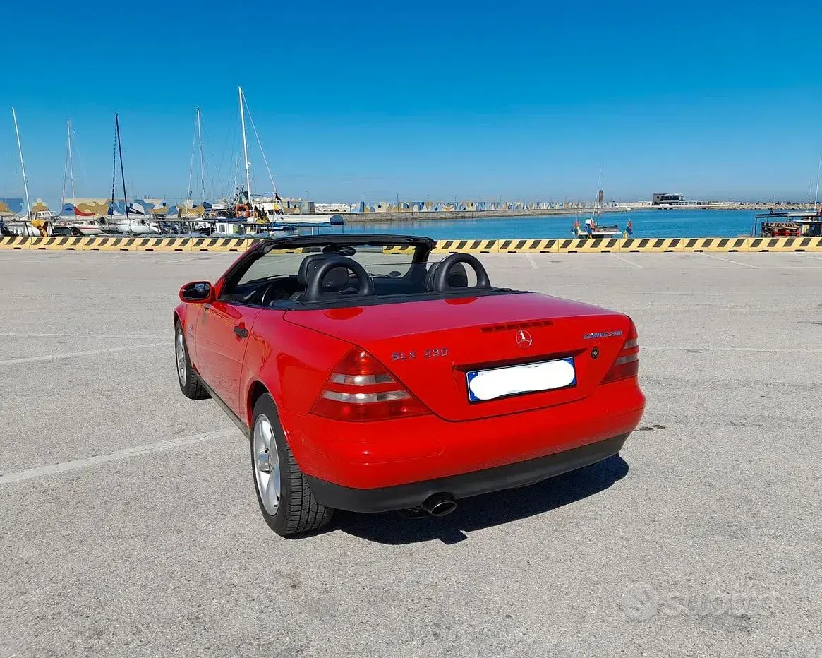 Usata Mercedes SLK230 193 CV (141 kW) 1999 Rosso Cabrio