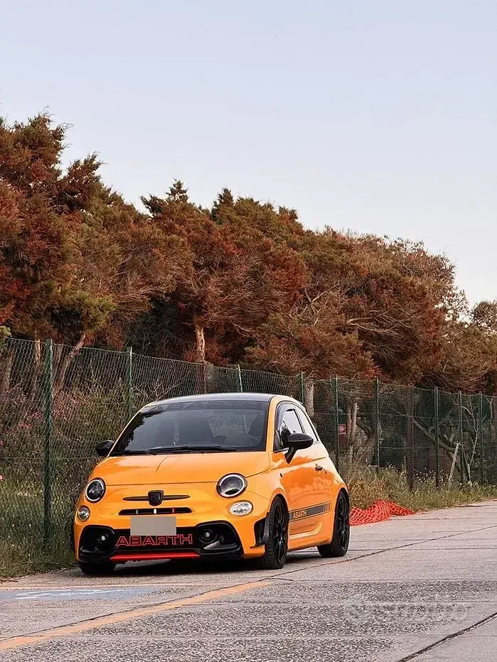 Usata Abarth 595 Competizione 180 CV (132 kW) 2017 Giallo Berlina