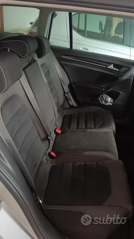 Usata VW Golf VII Comfortline 110 CV (80 kW) 2015 Grigio Station wagon