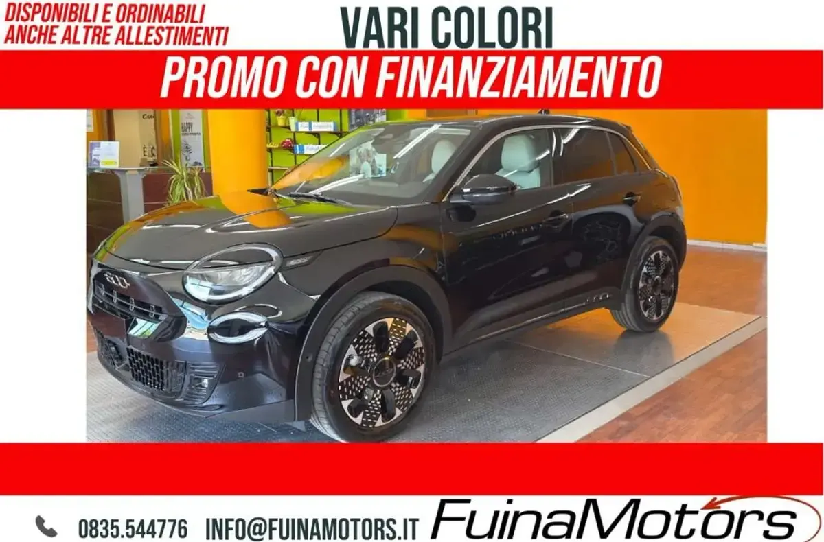 Nuova Fiat 600 La Prima 101 CV (74 kW) 2026 Nero SUV