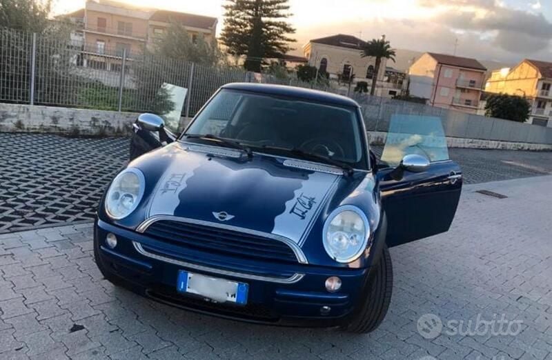 Blu Usata 2002 Mini Cooper Utilitaria | 2000 € (Super prezzo) - Immagine 1/3