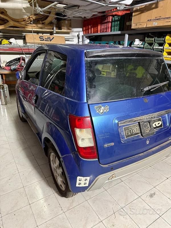 Usata Ligier IXO 5 CV (3 kW) 2011 Blu Utilitaria